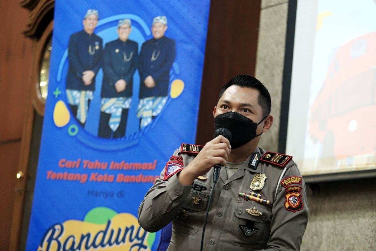 Pemkot Bandung siapkan skema penutupan beberapa ruas jalan saat Nataru Pemkot Bandung siapkan skema penutupan beberapa ruas jalan saat Nataru