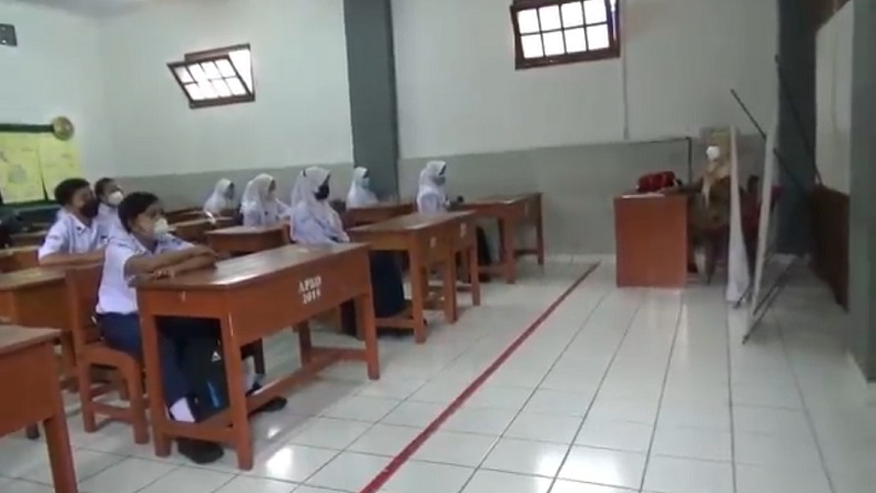 Antisipasi penyebaran Covid-19, libur semester sekolah di Kota Cimahi digeser Antisipasi penyebaran Covid-19, libur semester sekolah di Kota Cimahi digeser