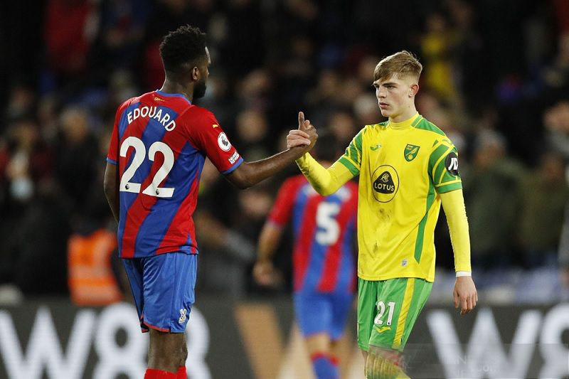 Pemain Norwich jadi korban serangan rasial usai kalah lawan Palace Pemain Norwich jadi korban serangan rasial usai kalah lawan Palace