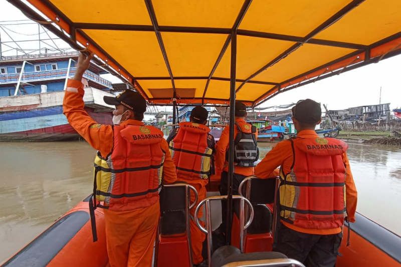 Dua nelayan kru KM Barokah dilaporkan hilang di perairan Pemalang Dua nelayan kru KM Barokah dilaporkan hilang di perairan Pemalang