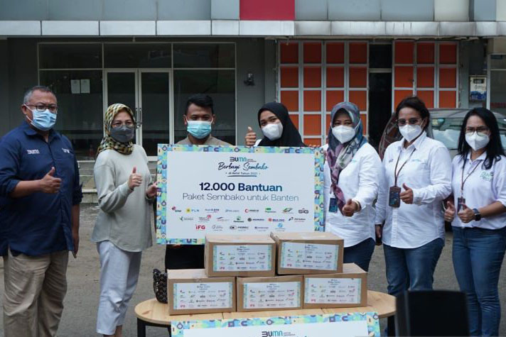Belasan BUMN berbagi 12 ribu paket sembako di Banten