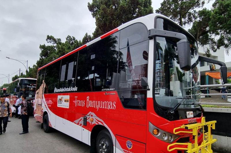 Kemenhub resmikan operasional Bus Trans Banyumas Kemenhub resmikan operasional Bus Trans Banyumas