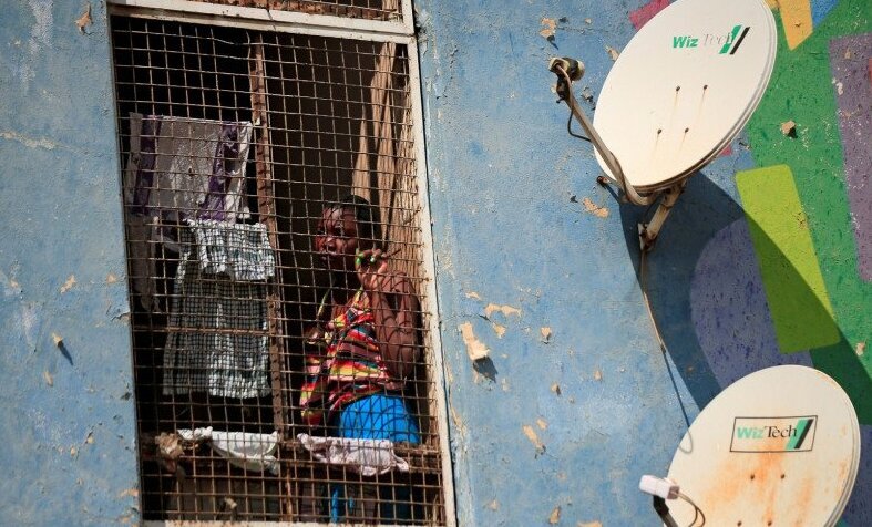 RS terbesar Zimbabwe lumpuh karena ratusan petugas positif COVID-19