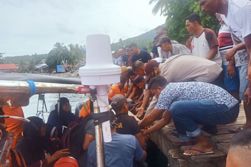Seorang warga diterkam buaya ditemukan tim SAR meninggal dunia Seorang warga diterkam buaya ditemukan tim SAR meninggal dunia