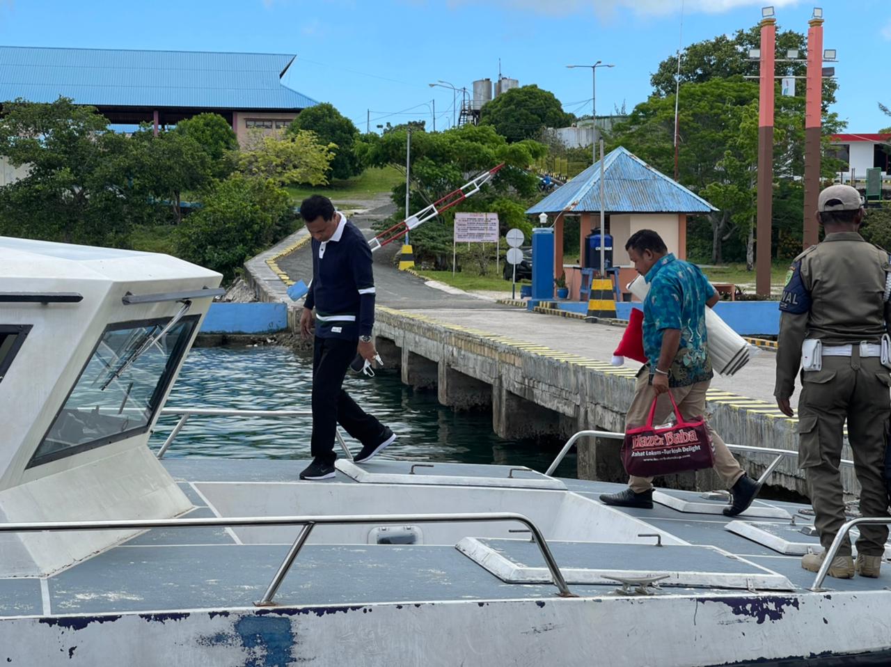 Bakamla RI dukung percepatan bangun jaringan telekomunikasi di Pulau Terluar Bakamla RI dukung percepatan bangun jaringan telekomunikasi di Pulau Terluar