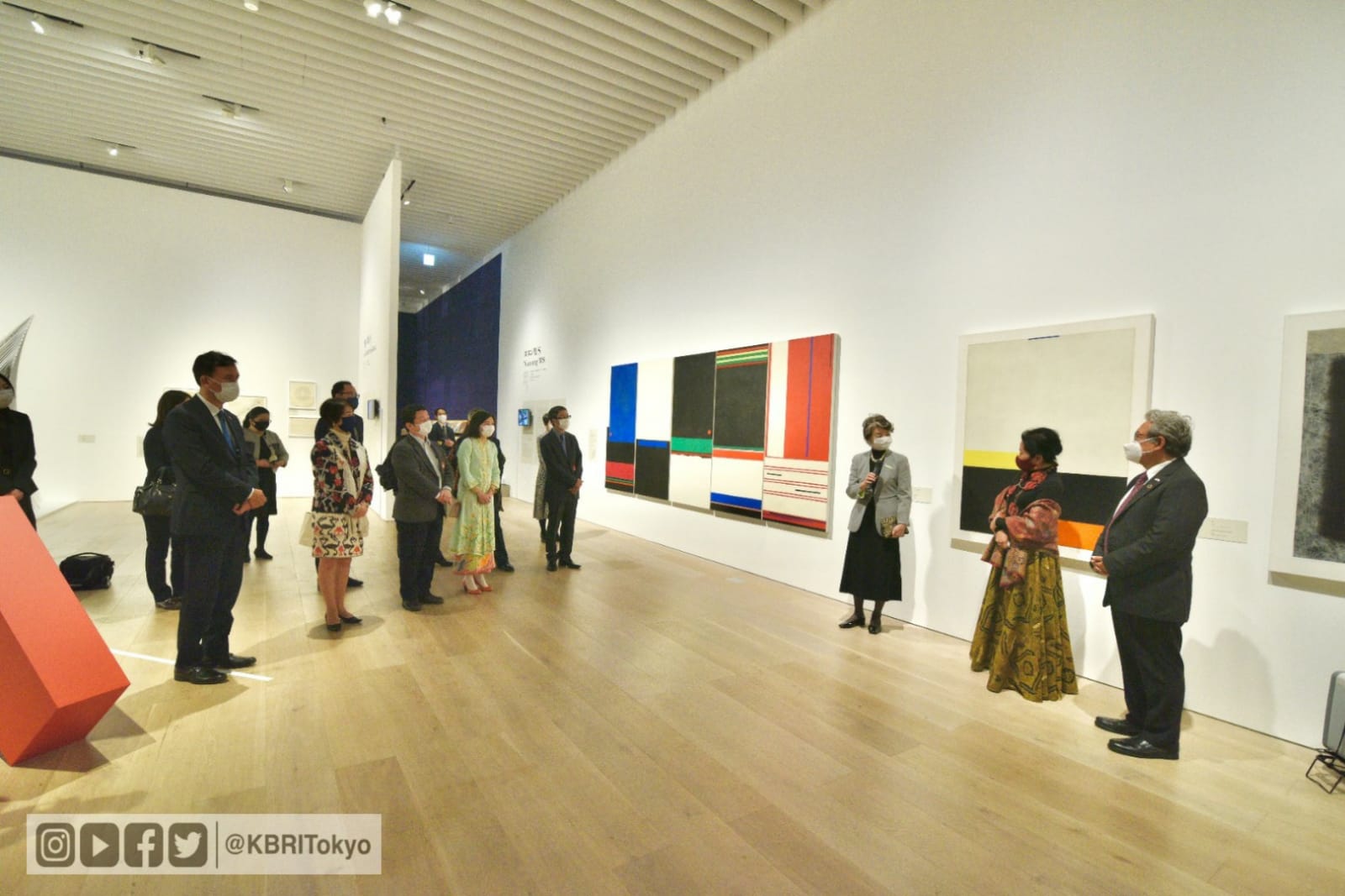 Apresiasi karya pelukis Indonesia, KBRI Tokyo gelar resepsi di Mori Art Museum Jepang Apresiasi karya pelukis Indonesia, KBRI Tokyo gelar resepsi di Mori Art Museum Jepang