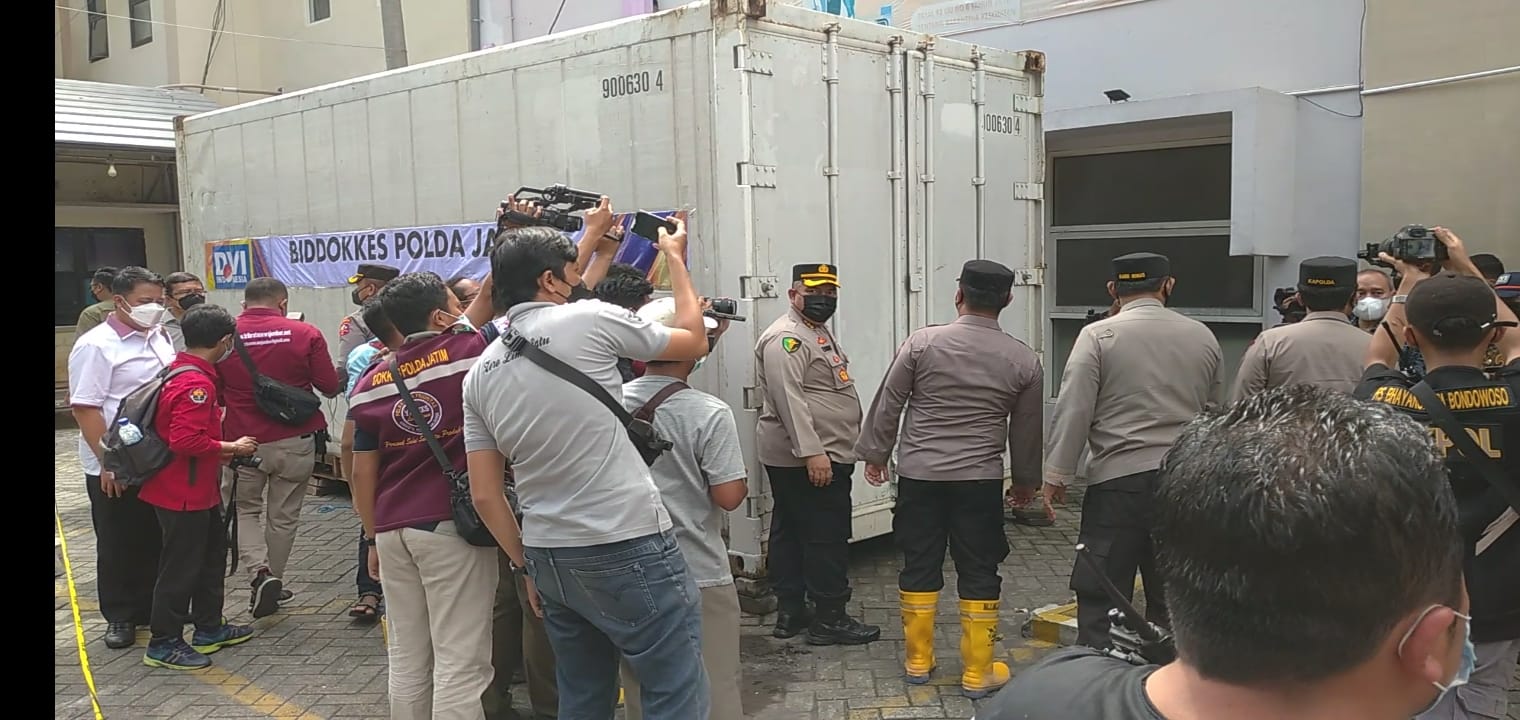 RSUD dr Haryoto terima bantuan puluhan kontainer pendingin jenazah korban erupsi Semeru RSUD dr Haryoto terima bantuan puluhan kontainer pendingin jenazah korban erupsi Semeru
