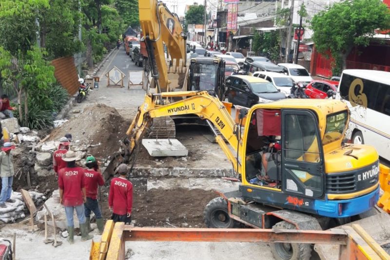 Pemkot Surabaya bangun saluran air terkoneksi ke laut Pemkot Surabaya bangun saluran air terkoneksi ke laut