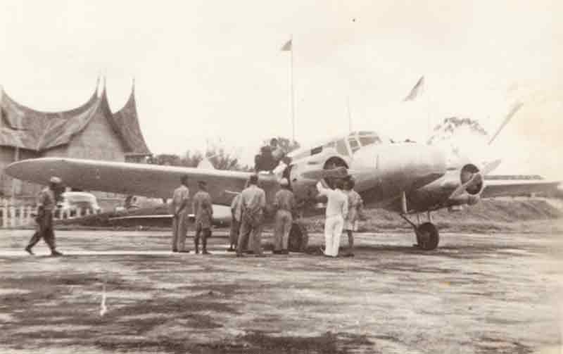 14 Desember 1947: Pesawat multirole bekas PD II yang tewaskan Iswahyudi dan Halim Perdanakusuma 14 Desember 1947: Pesawat multirole bekas PD II yang tewaskan Iswahyudi dan Halim Perdanakusuma