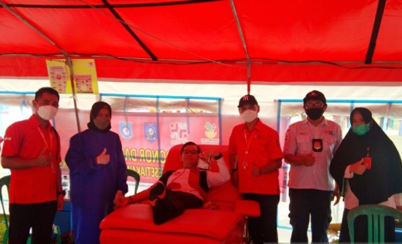 Keluarga Perang Dunia II bantu PMI Bangka Barat