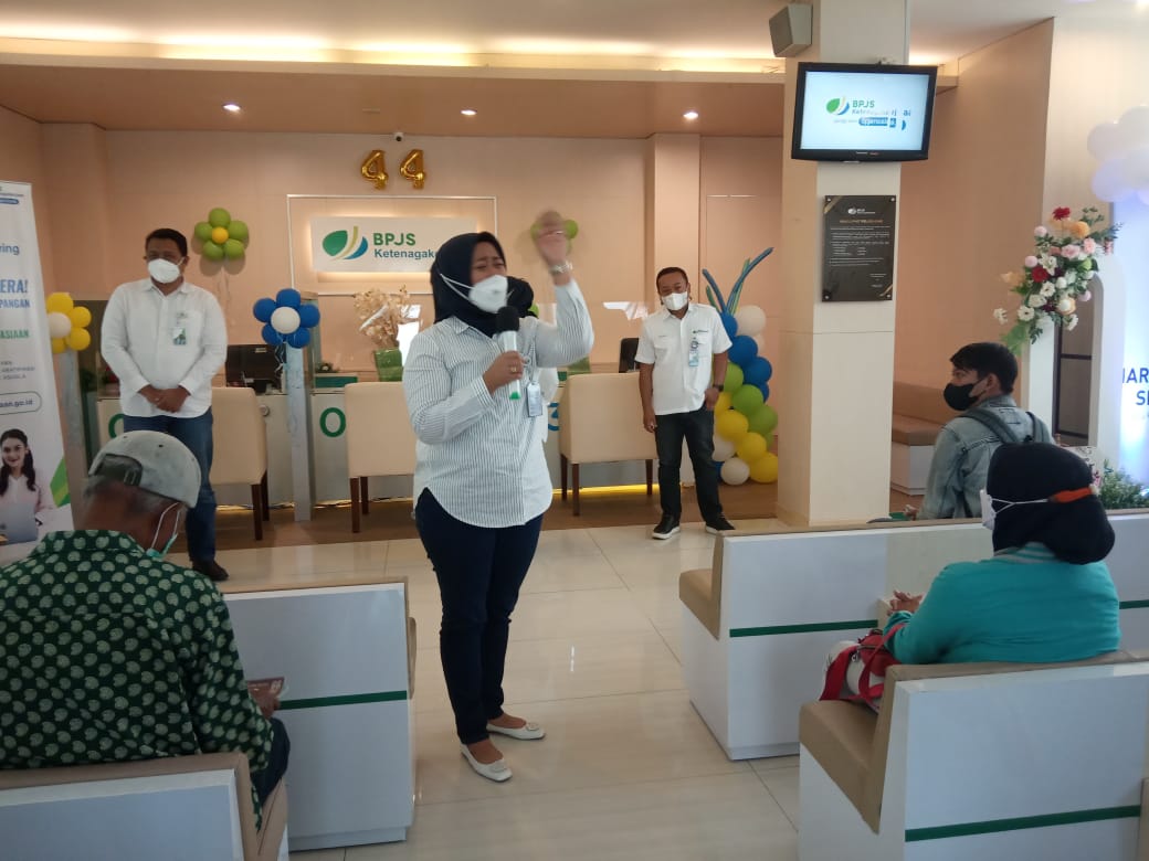 BPJS Ketenagakerjaan Klaten peringati Hari Antikorupsi dengan sosialisasi Stop Calo BPJS Ketenagakerjaan Klaten peringati Hari Antikorupsi dengan sosialisasi Stop Calo