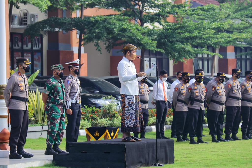 Apel gelar pasukan Operasi Lilin Candi, Polres Kudus waspadai pemudik Apel gelar pasukan Operasi Lilin Candi, Polres Kudus waspadai pemudik