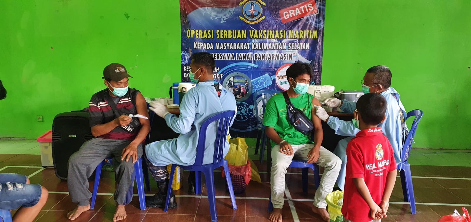 Kebut herd immunity, Lanal Banjarmasin gencarkan Serbuan Vaksinasi Maritim Kebut herd immunity, Lanal Banjarmasin gencarkan Serbuan Vaksinasi Maritim