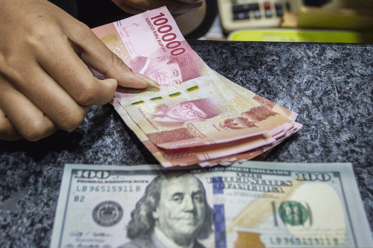 Rupiah Kamis pagi melemah 18 poin