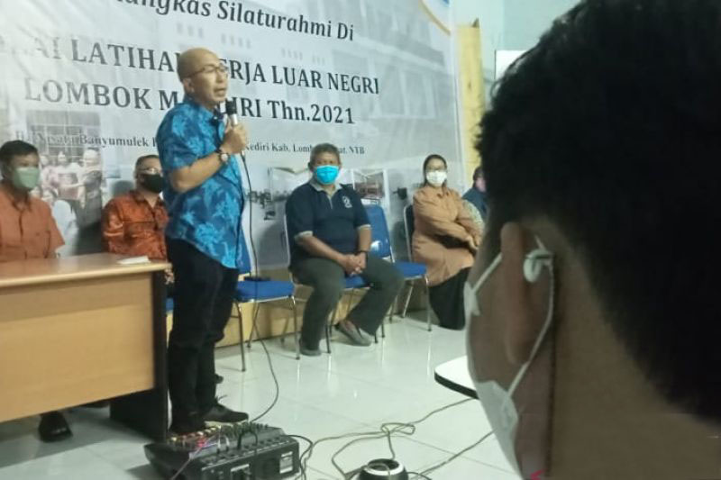 Kemnaker ingatkan CPMI jangan berniat cari suami di negara penempatan Kemnaker ingatkan CPMI jangan berniat cari suami di negara penempatan