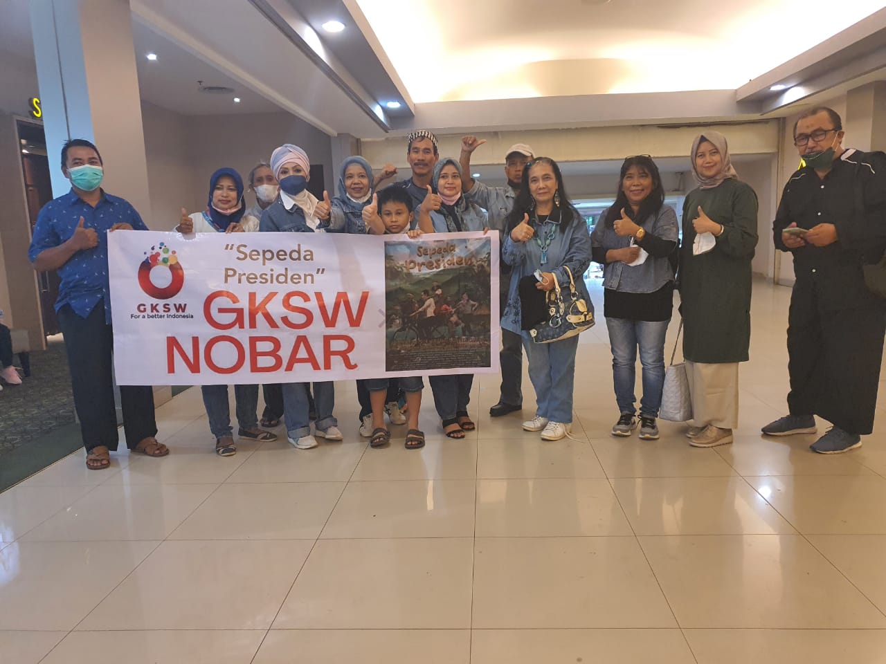 Sepeda Presiden: Riuh di bioskop, trending di dunia maya Sepeda Presiden: Riuh di bioskop, trending di dunia maya