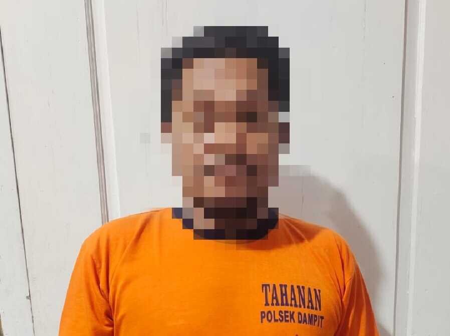 Perang di Facebook, warga Dampit dipolisikan Perang di Facebook, warga Dampit dipolisikan