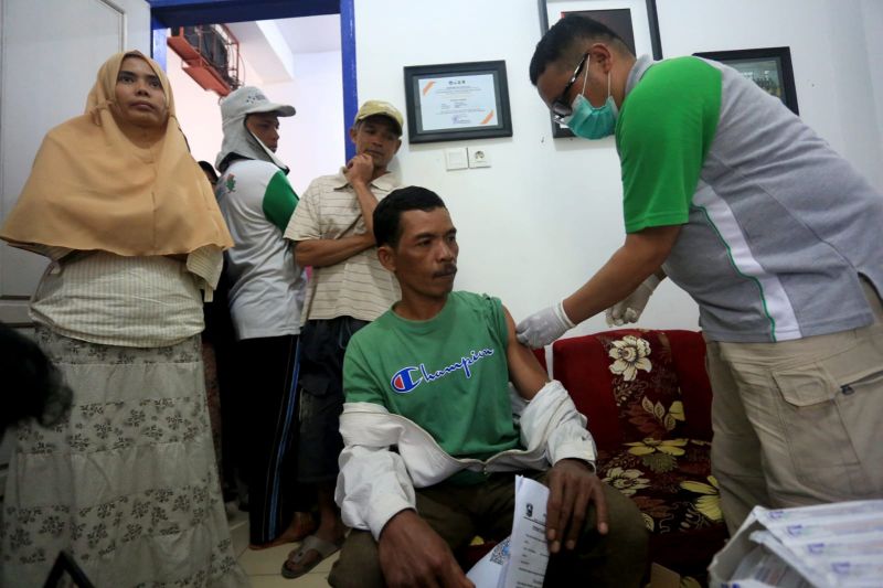 Penerima dosis lengkap vaksin COVID-19 capai 111.565.302 orang Penerima dosis lengkap vaksin COVID-19 capai 111.565.302 orang