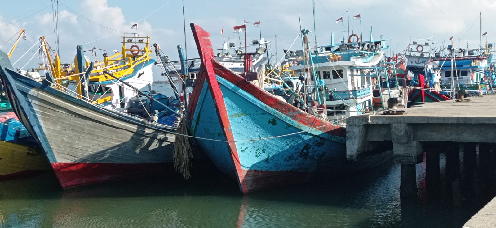Nelayan di Aceh dilarang melaut pada 26 Desember 2021 Nelayan di Aceh dilarang melaut pada 26 Desember 2021
