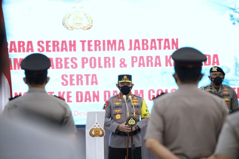Kapolri: Pengendalian COVID-19 masa libur Tahun Baru 2022 dioptimalkan Kapolri: Pengendalian COVID-19 masa libur Tahun Baru 2022 dioptimalkan