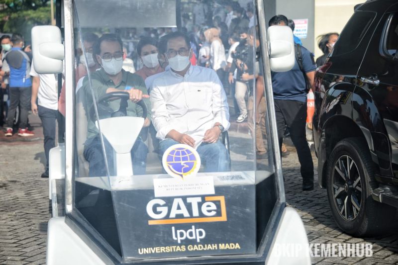 Menhub: Mobil listrik buatan lokal akan digunakan di bandara dan G20 Menhub: Mobil listrik buatan lokal akan digunakan di bandara dan G20