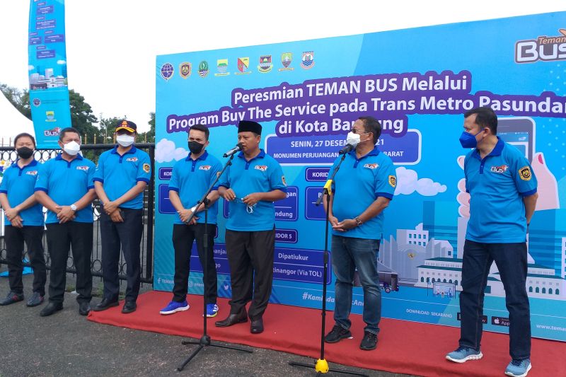 Bus Trans Metro Pasundan resmi beroperasi Bus Trans Metro Pasundan resmi beroperasi