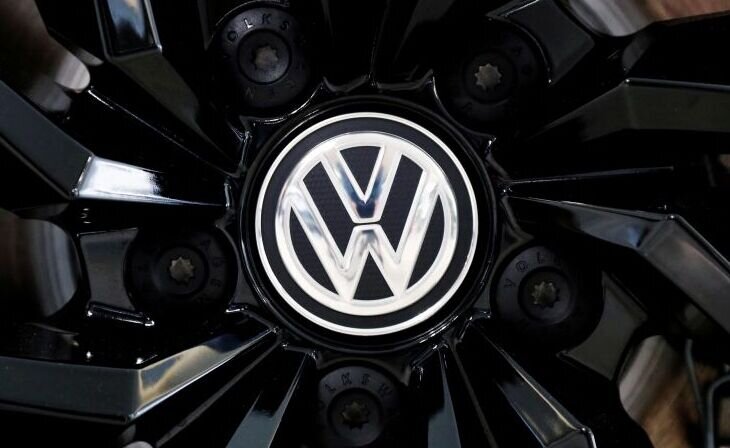 VW sebut produksi kendaraan 2022 akan turun akibat krisis chip