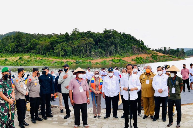 Presiden Jokowi resmikan Bendungan Ladongi di Sulawesi Tenggara Presiden Jokowi resmikan Bendungan Ladongi di Sulawesi Tenggara
