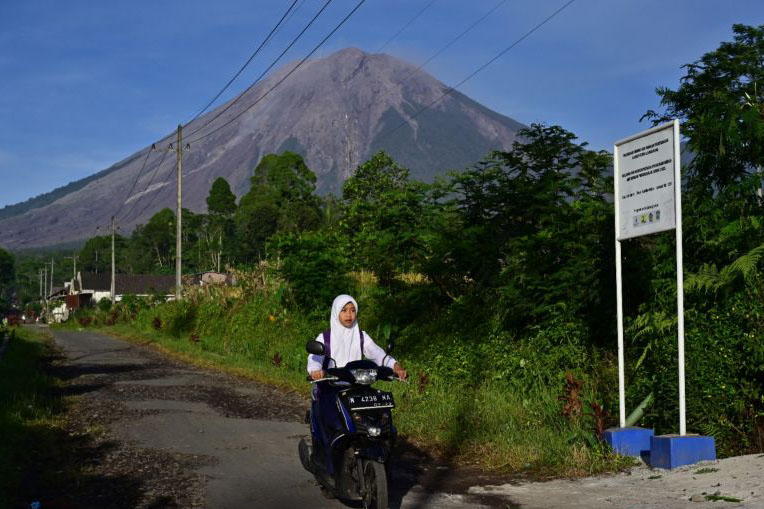 Badan Geologi naikkan status Gunung Semeru menjadi Siaga level 3 Badan Geologi naikkan status Gunung Semeru menjadi Siaga level 3
