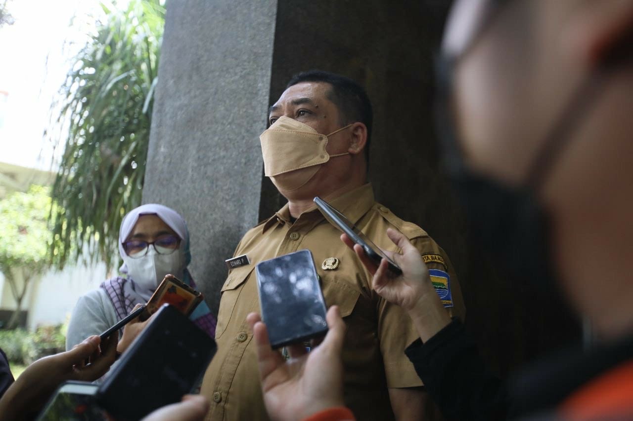 Disbudpar dan Satpol PP Kota Bandung pantau lokasi wisata dan hiburan saat Nataru