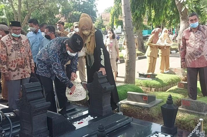 Anies: Pemugaran makam Sultan Aceh harus jadi tradisi menjaga pejuang Anies: Pemugaran makam Sultan Aceh harus jadi tradisi menjaga pejuang