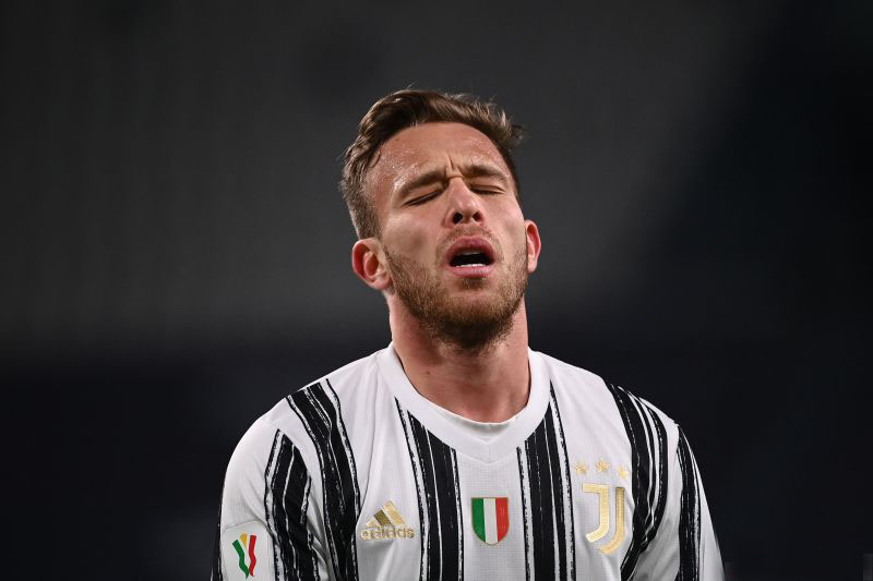 Jarang dapatkan waktu bermain, Arthur ditawarkan Juventus ke Arsenal