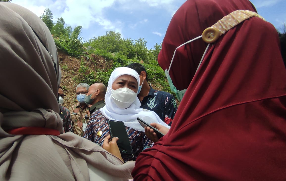 Pemprov Jatim percepat relokasi warga terdampak erupsi Semeru Pemprov Jatim percepat relokasi warga terdampak erupsi Semeru