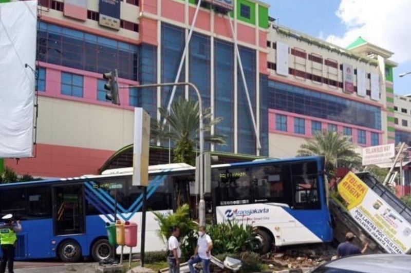 DPRD DKI panggil TransJakarta terkait kecelakaan di PGC DPRD DKI panggil TransJakarta terkait kecelakaan di PGC