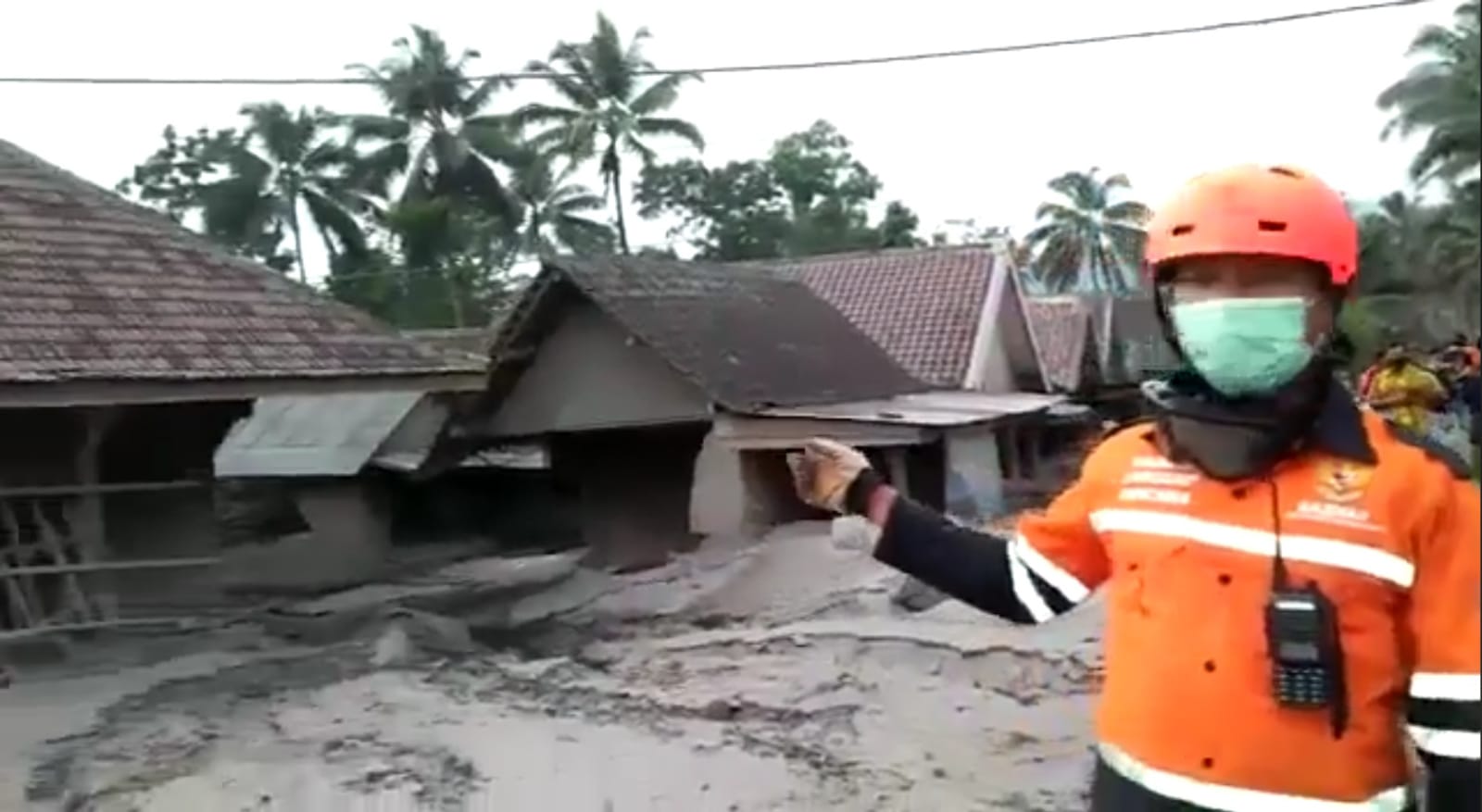 Gerakan zakat diminta bantu korban erupsi Semeru Gerakan zakat diminta bantu korban erupsi Semeru