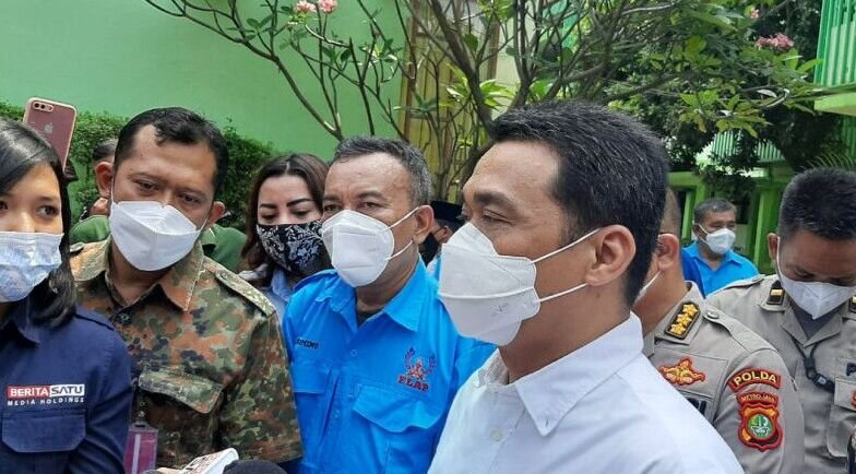 Wagub DKI hormati para pihak jika ada gugatan hukum terkait UMP