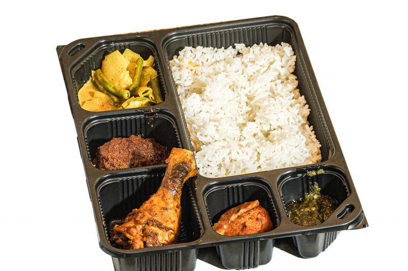 Nasi Padang jadi favorit kuliner Paviliun Indonesia Expo 2020 Dubai Nasi Padang jadi favorit kuliner Paviliun Indonesia Expo 2020 Dubai