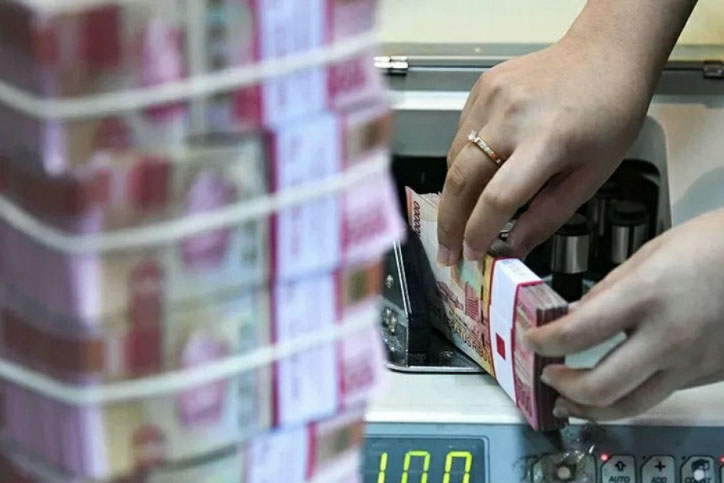 Rupiah Kamis pagi melemah 43 poin