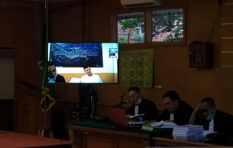 Bupati Bandung Barat minta dibebaskan dalam kasus korupsi bansos
