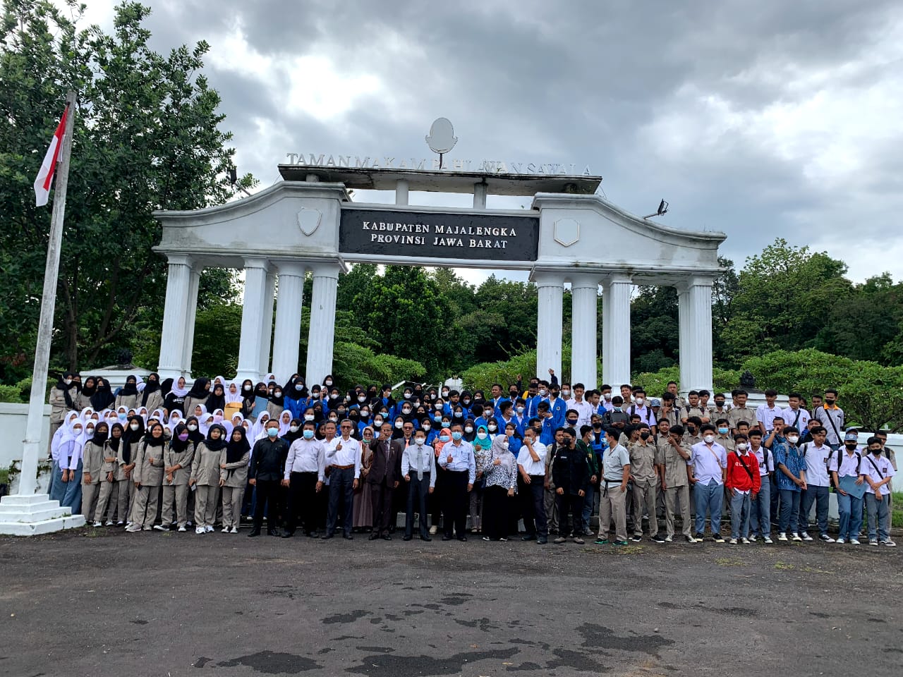 Tanamkan semangat juang, Yayasan YAWINA Majalengka gelar peringatan Hari Pahlawan Tanamkan semangat juang, Yayasan YAWINA Majalengka gelar peringatan Hari Pahlawan