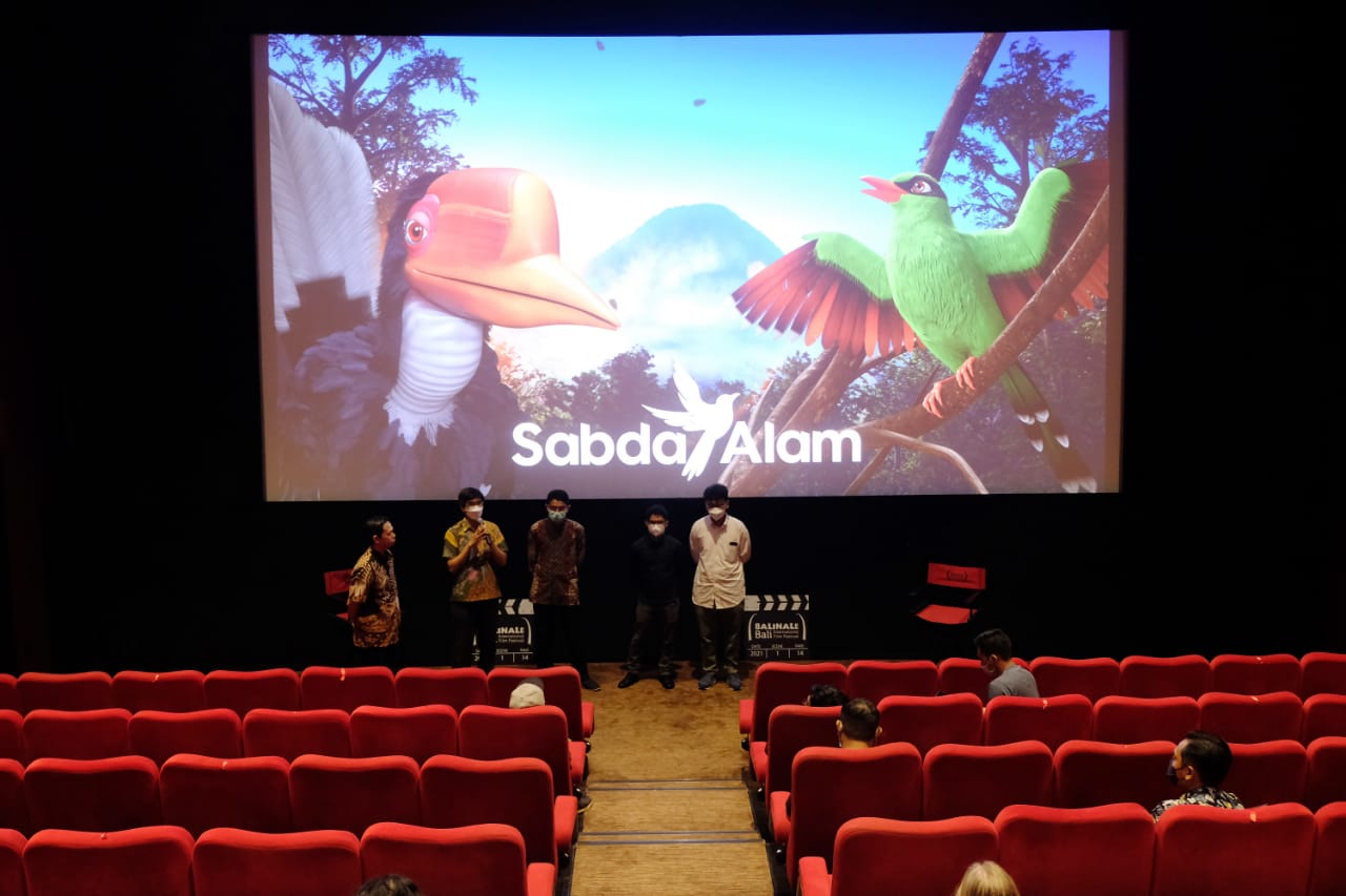 SMK Raden Umar Said sukses bikin video musik animasi Sabda Alam SMK Raden Umar Said sukses bikin video musik animasi Sabda Alam