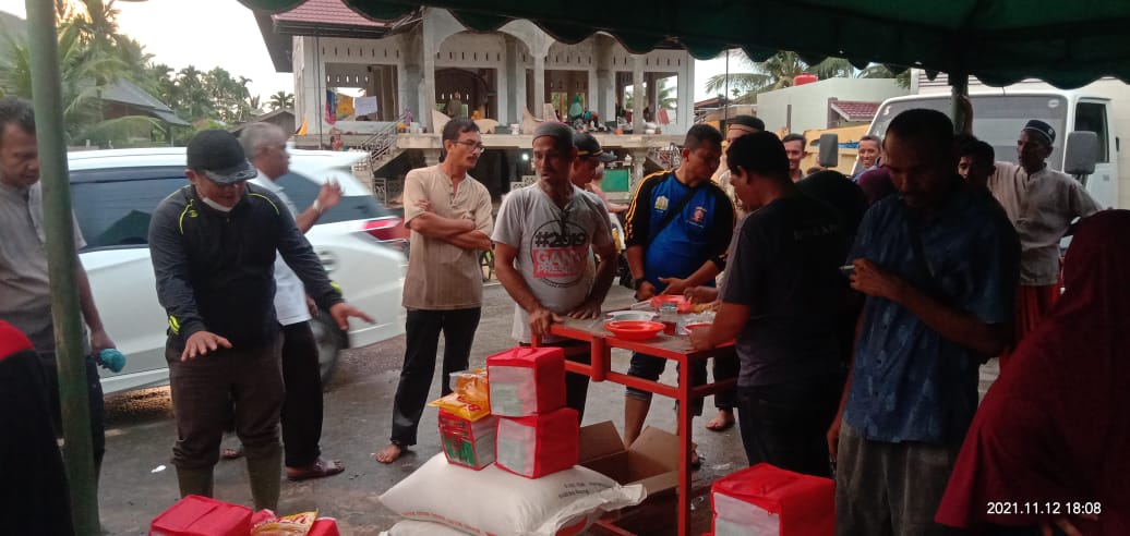 Korban banjir di Aceh Utara dapat bantuan dari pemerintah Korban banjir di Aceh Utara dapat bantuan dari pemerintah