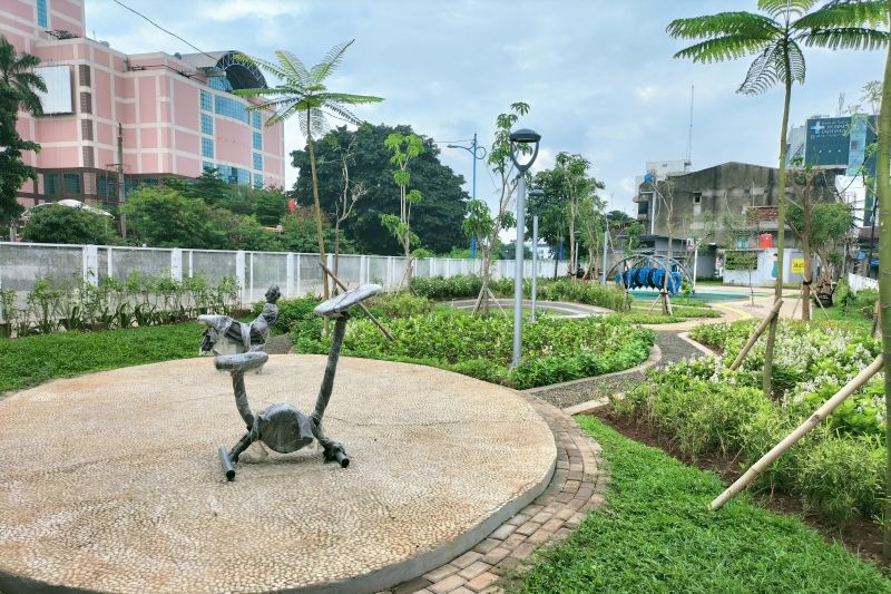 Pemkot Jakbar ubah lahan warga jadi taman ramah anak di Daan Mogot