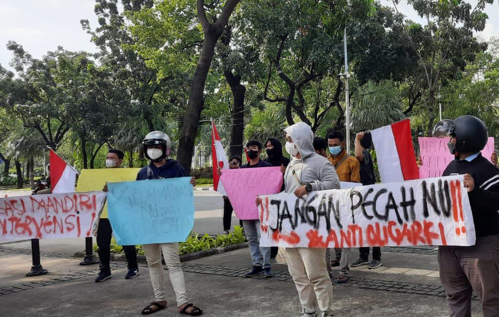 Gelar demo, IMANU desak Kemenag tak intervensi Muktamar NU Gelar demo, IMANU desak Kemenag tak intervensi Muktamar NU