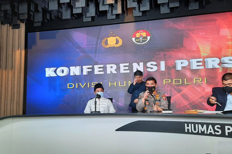 Densus 88 ungkap peran Farid Okban CS dalam pendanaan teroris JI Densus 88 ungkap peran Farid Okban CS dalam pendanaan teroris JI