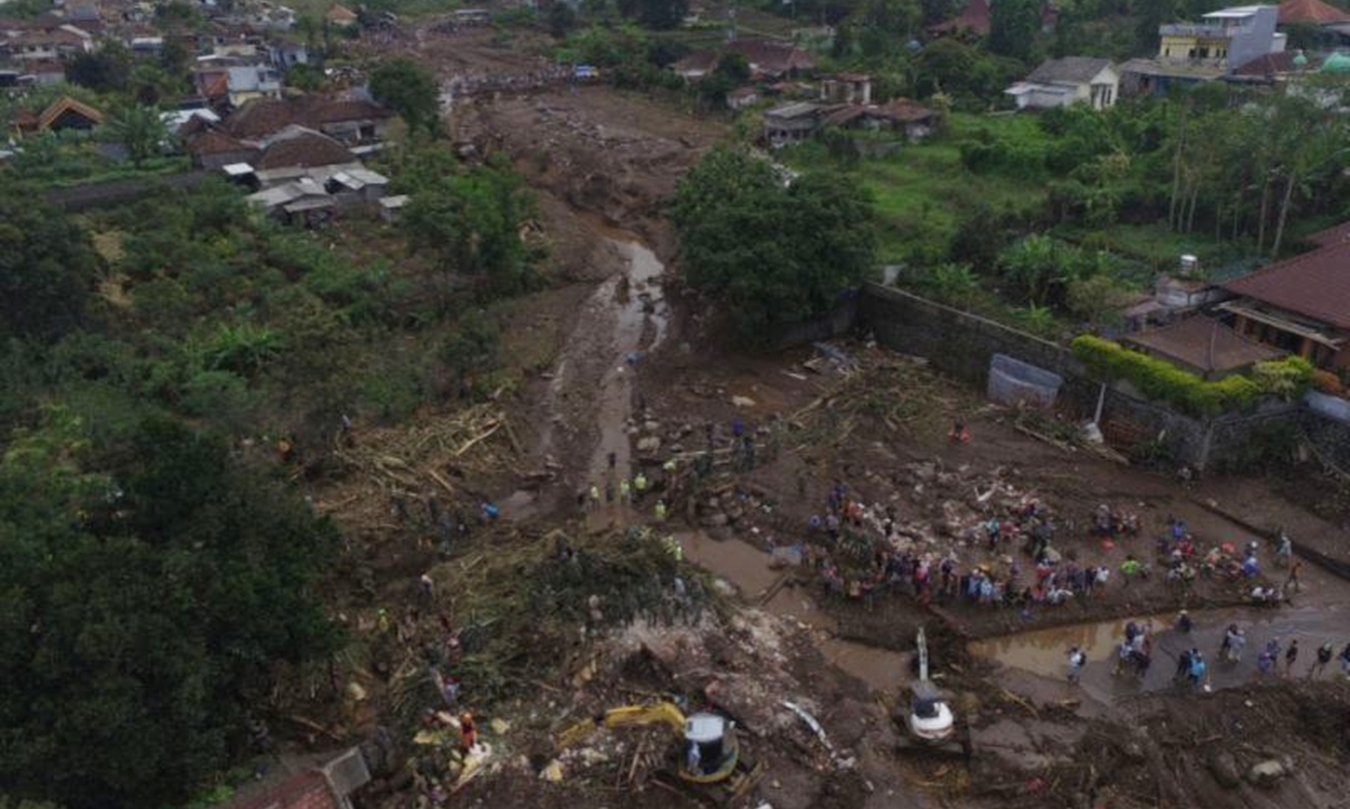 BMKG: Bencana banjir di Alor dan di Kota Batu dipicu cuaca ekstrem BMKG: Bencana banjir di Alor dan di Kota Batu dipicu cuaca ekstrem