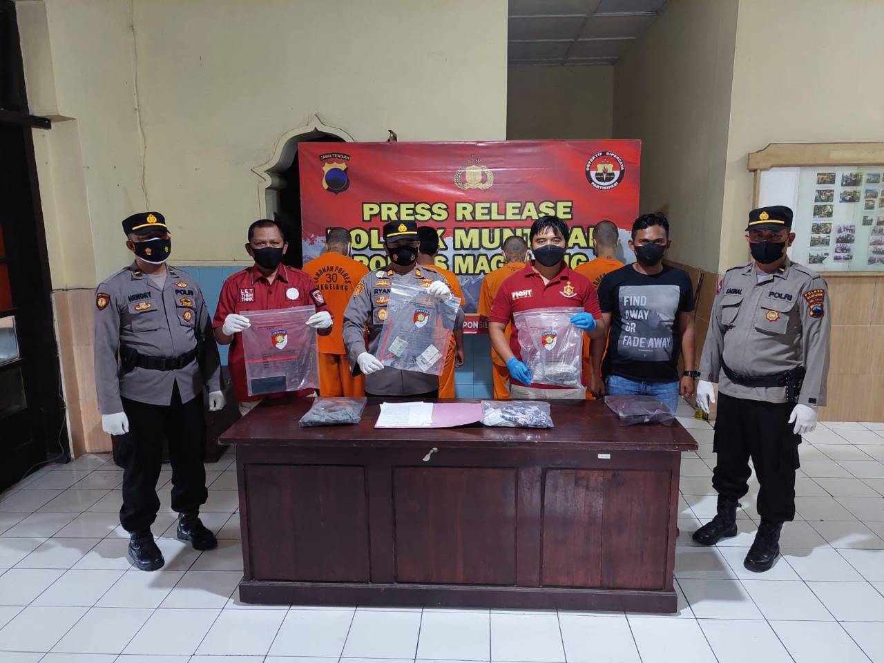 Polsek Muntilan bekuk pelaku penganiaya Polsek Muntilan bekuk pelaku penganiaya