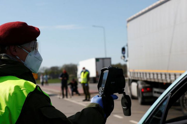 Lithuania wajibkan pemakaian masker medis