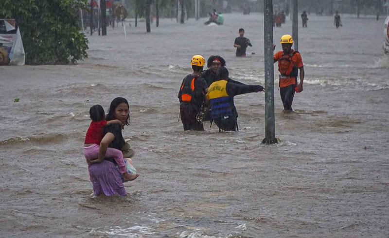 Jokowi: Banjir di Kalimantan karena daerah tangkapan hujan rusak