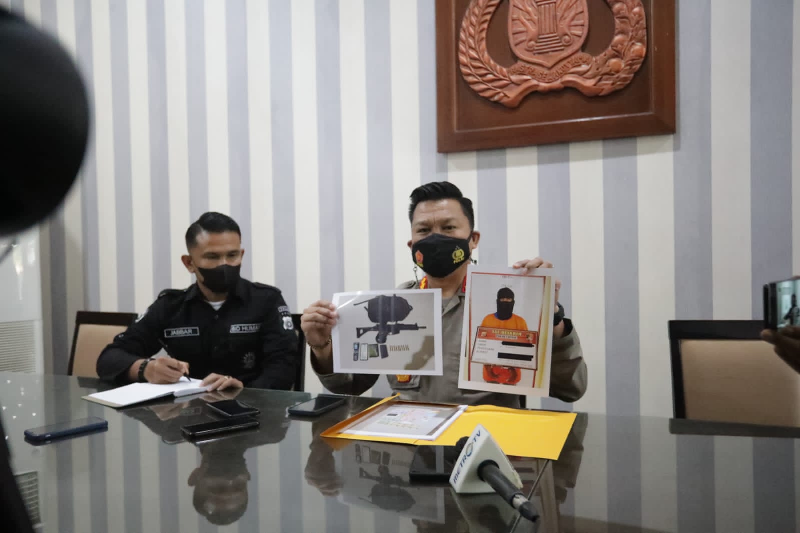 Penembak anggota TNI ditangkap, Kabid Humas: Motifnya perampokan Penembak anggota TNI ditangkap, Kabid Humas: Motifnya perampokan